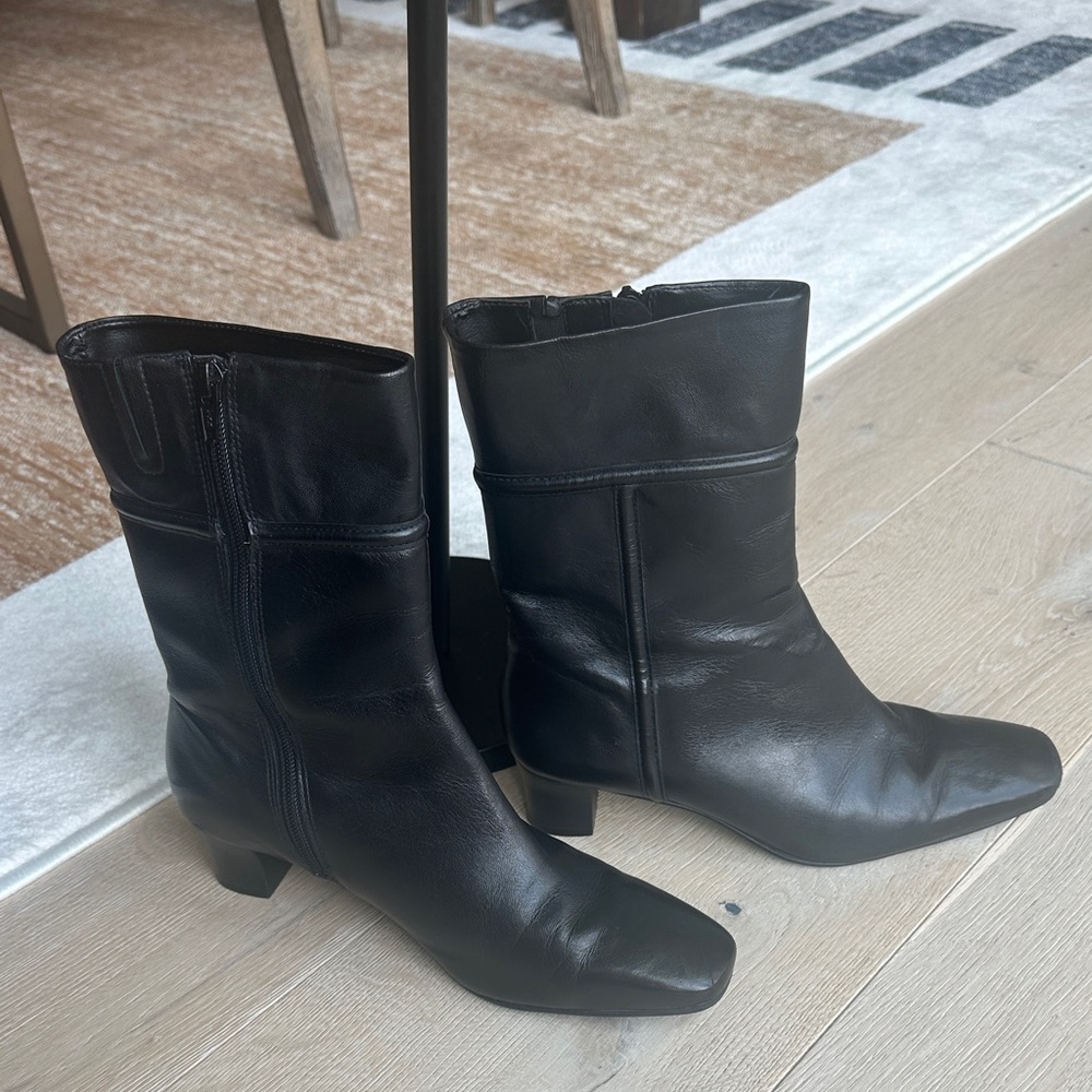 ANTONIO MELANI Black Leather Mid-Calf Heeled Boots